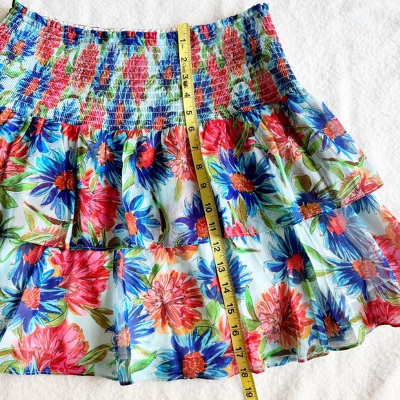 MILLY Wyatt Paint Dahlia Print Mini Skirt Tiered Size 10 - Picture 5 of 7